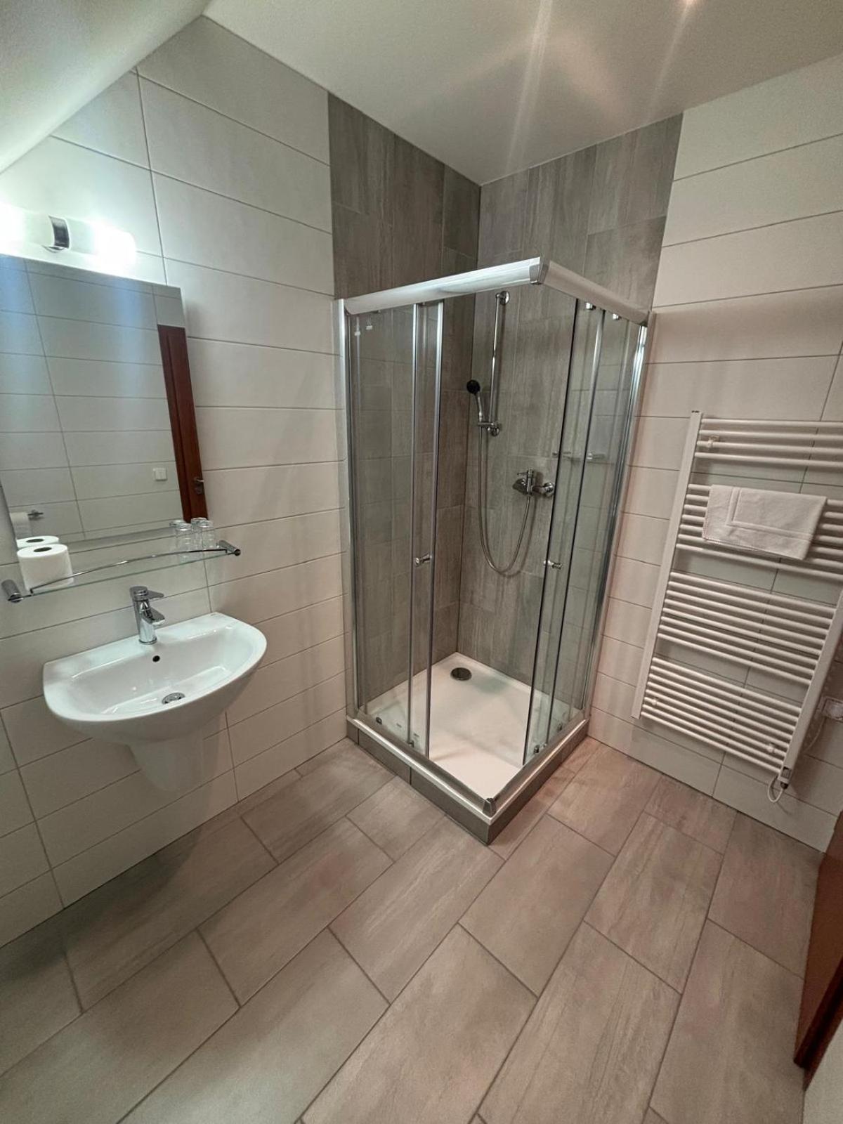 Sport Relax Hotel Na Kopecku Krinec Exterior photo
